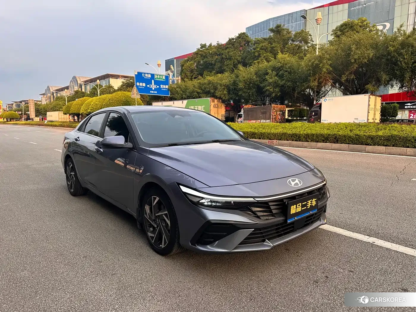 Hyundai Elantra 2024 Silver/gray из Китая, фото 6