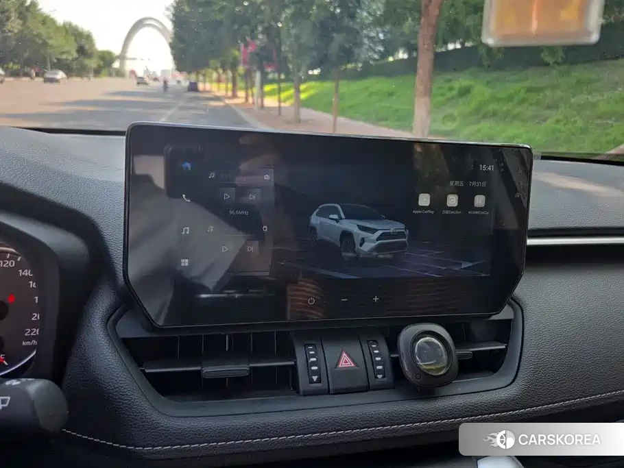 Toyota RAV4 id 4669232 из Китая 8