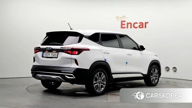 Kia Seltos id 4401736 из Кореи 12