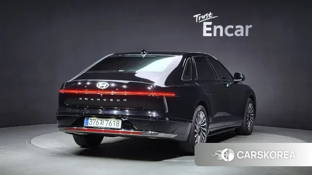 Hyundai Grandeur Hybrid (GN7) id 3031499 из Кореи 12