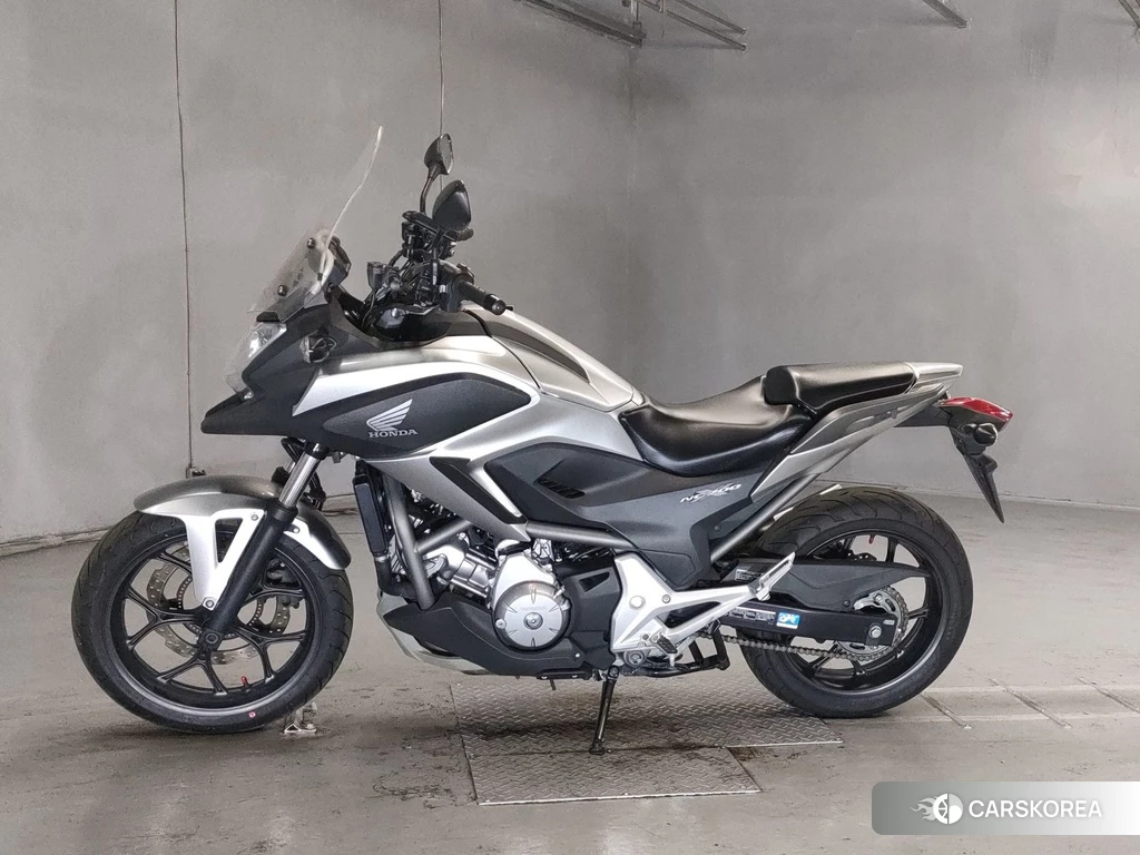 Проданный Honda NC700X LD DCT 2012 из Японии, фото 2