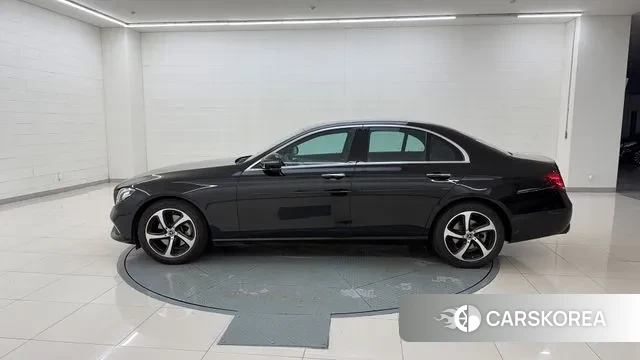 Mercedes-Benz E-Class W213 id 3494096 из Кореи 12