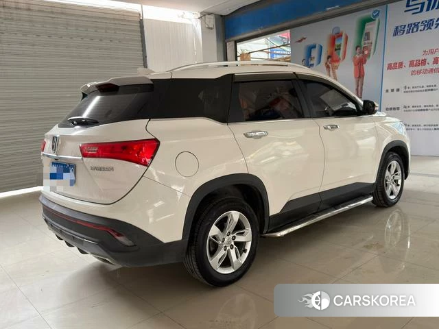 Baojun 530 2019 Белый из Китая, фото 4