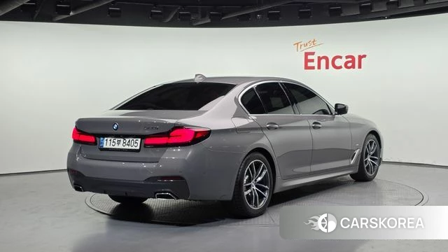 BMW 5 Series (G30) id 4389627 из Кореи 12