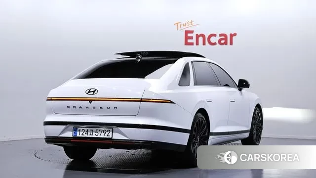 Hyundai Grandeur Hybrid (GN7) id 3410663 из Кореи 12