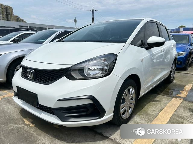 Honda Fit 2023 Белый из Китая, фото 2