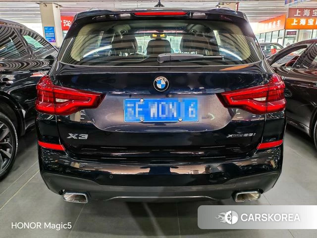 BMW X3 2021 Черный из Китая, фото 2