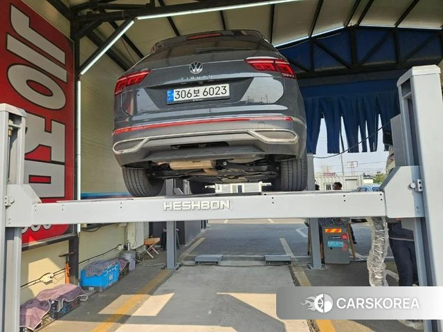 Volkswagen Tiguan second Generation 2022 Серый из Кореи, фото 2