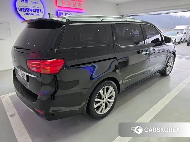 Kia The New Carnival id 3469713 из Кореи 12