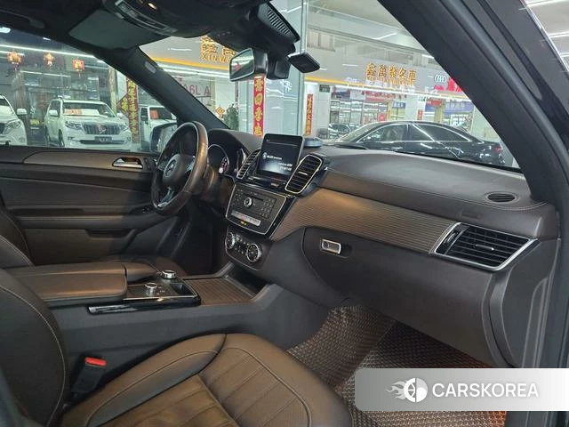 Mercedes-Benz GLE (import) 2018 Черный из Китая, фото 5