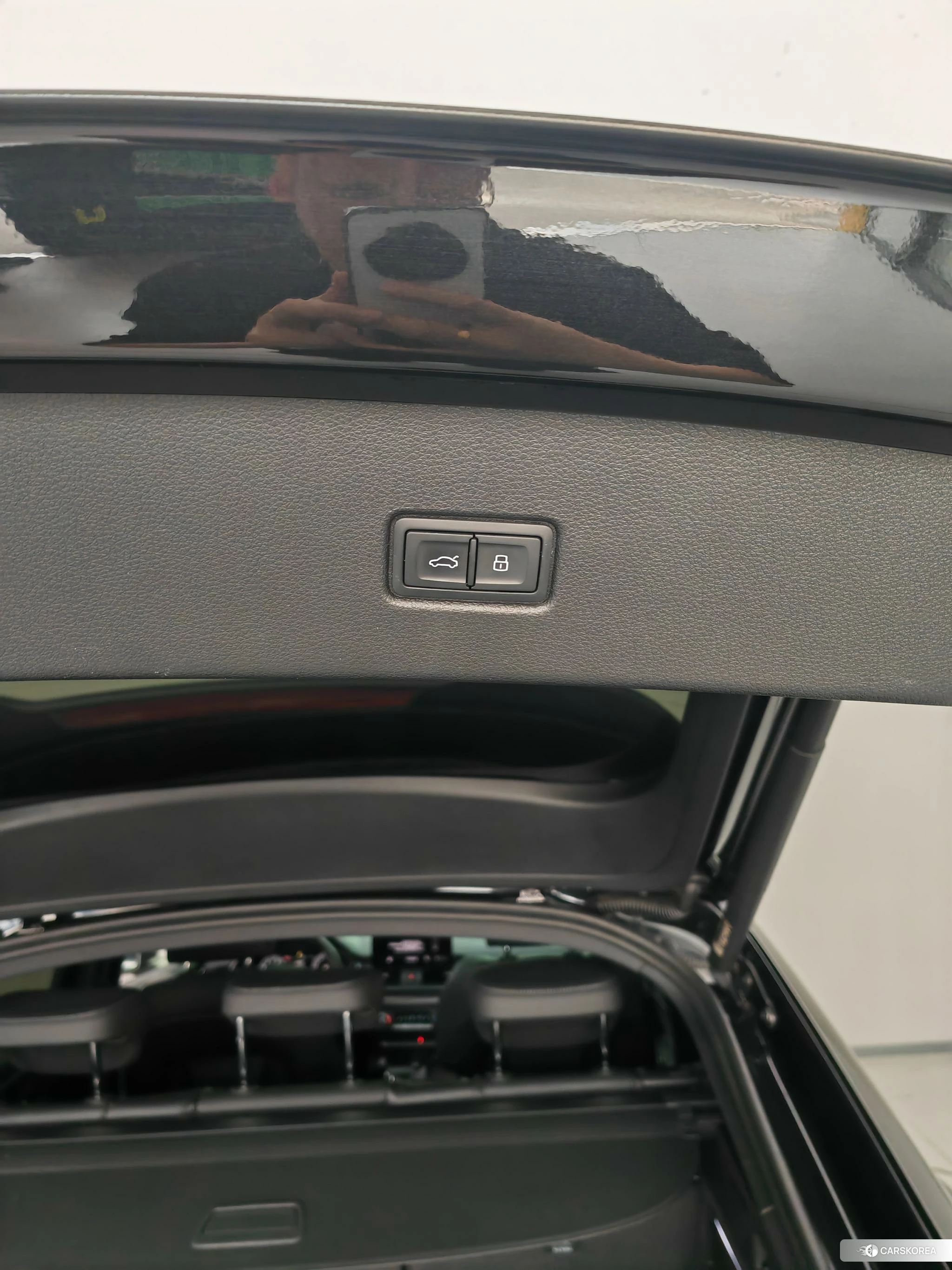 Audi Q5L 2021 Черный из Китая, фото 4