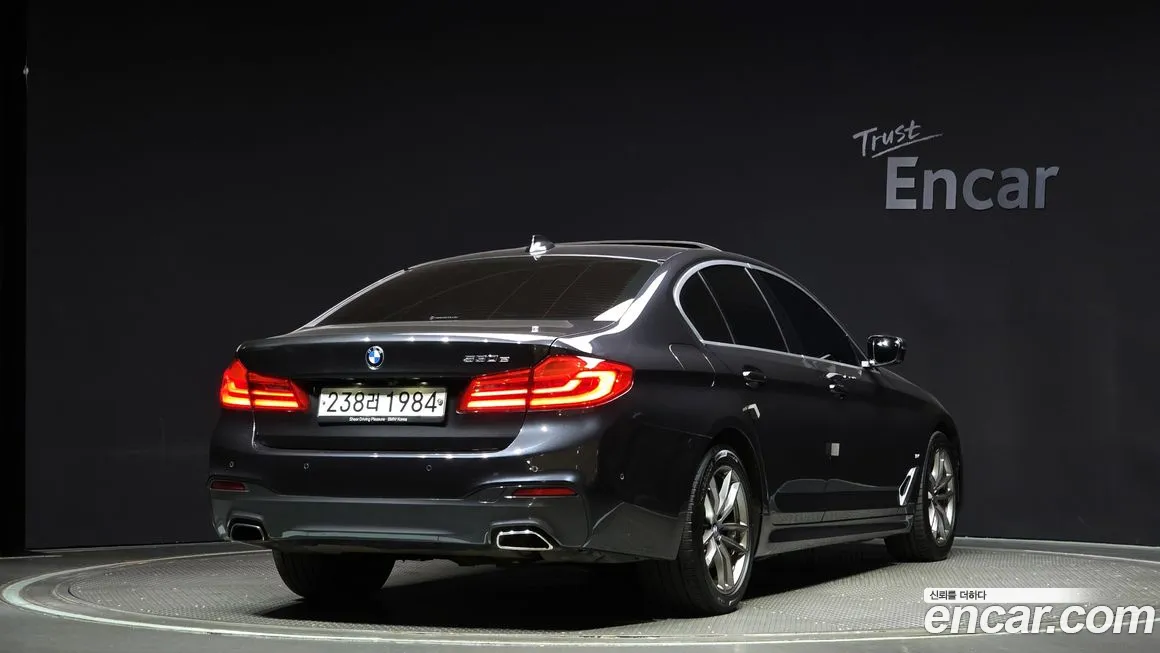 BMW 5 Series (G30) id 2088125 из Кореи 12