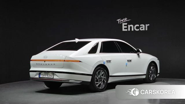 Hyundai Grandeur (GN7) id 4243103 из Кореи 12