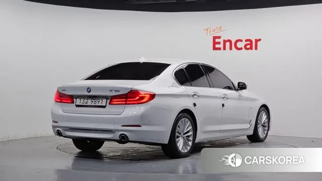 BMW 5 Series (G30) id 3418148 из Кореи 12