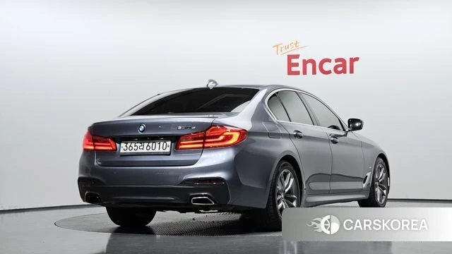 BMW 5 Series (G30) id 4268762 из Кореи 12