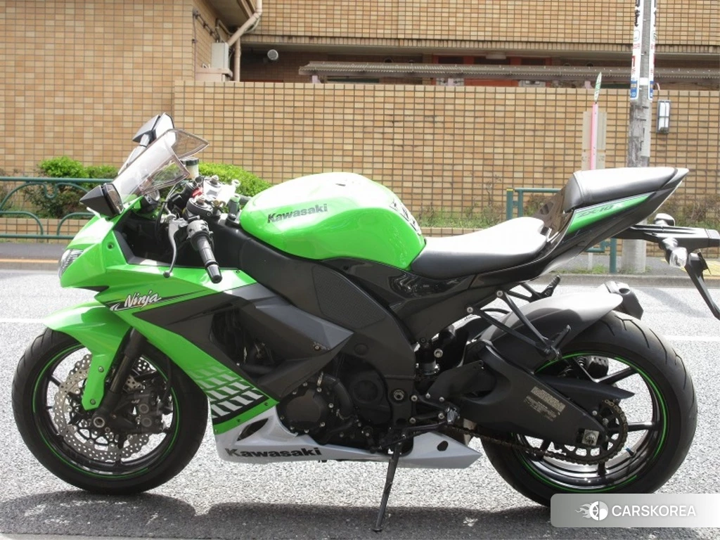Проданный Kawasaki ZX-10R NINJA 2011 из Японии, фото 2