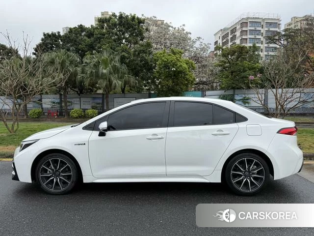 Toyota Lei Ling 2023 Белый из Китая, фото 3