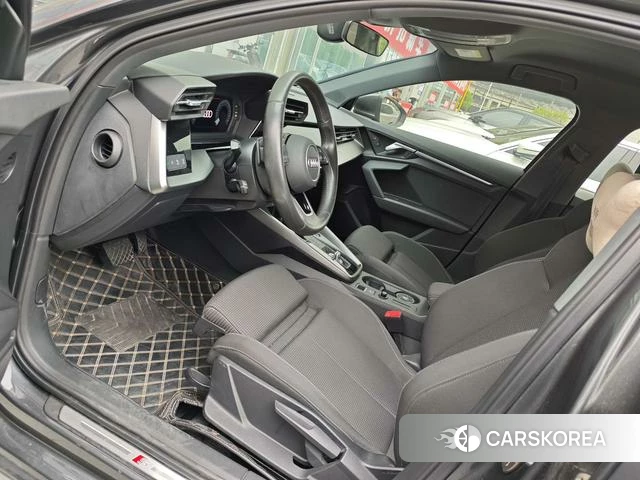 Audi A3 2021 Серебристо-серый из Китая, фото 2