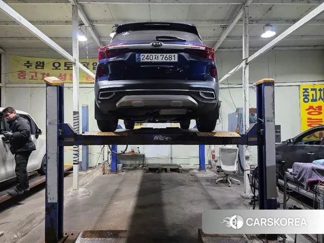 Kia Seltos 2020 Синий из Кореи, фото 2