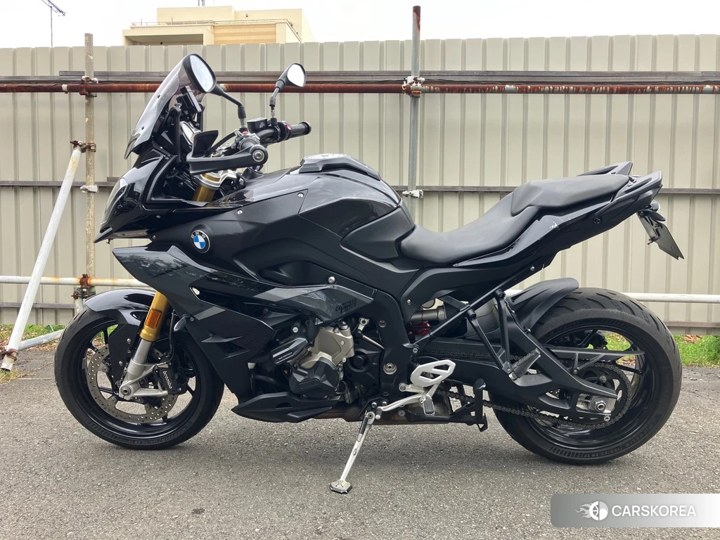 Проданный OTHER BMW S1000XR TRIPLE BLACK 2019 из Японии, фото 2