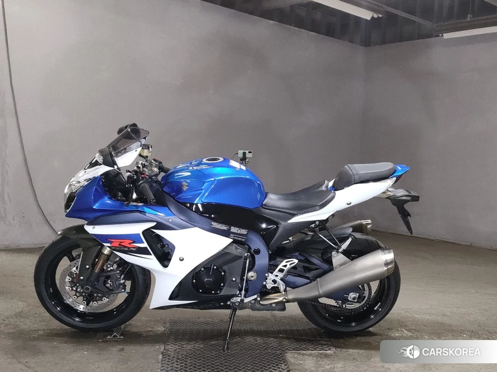 Проданный Suzuki GSX-R1000 2011 из Японии