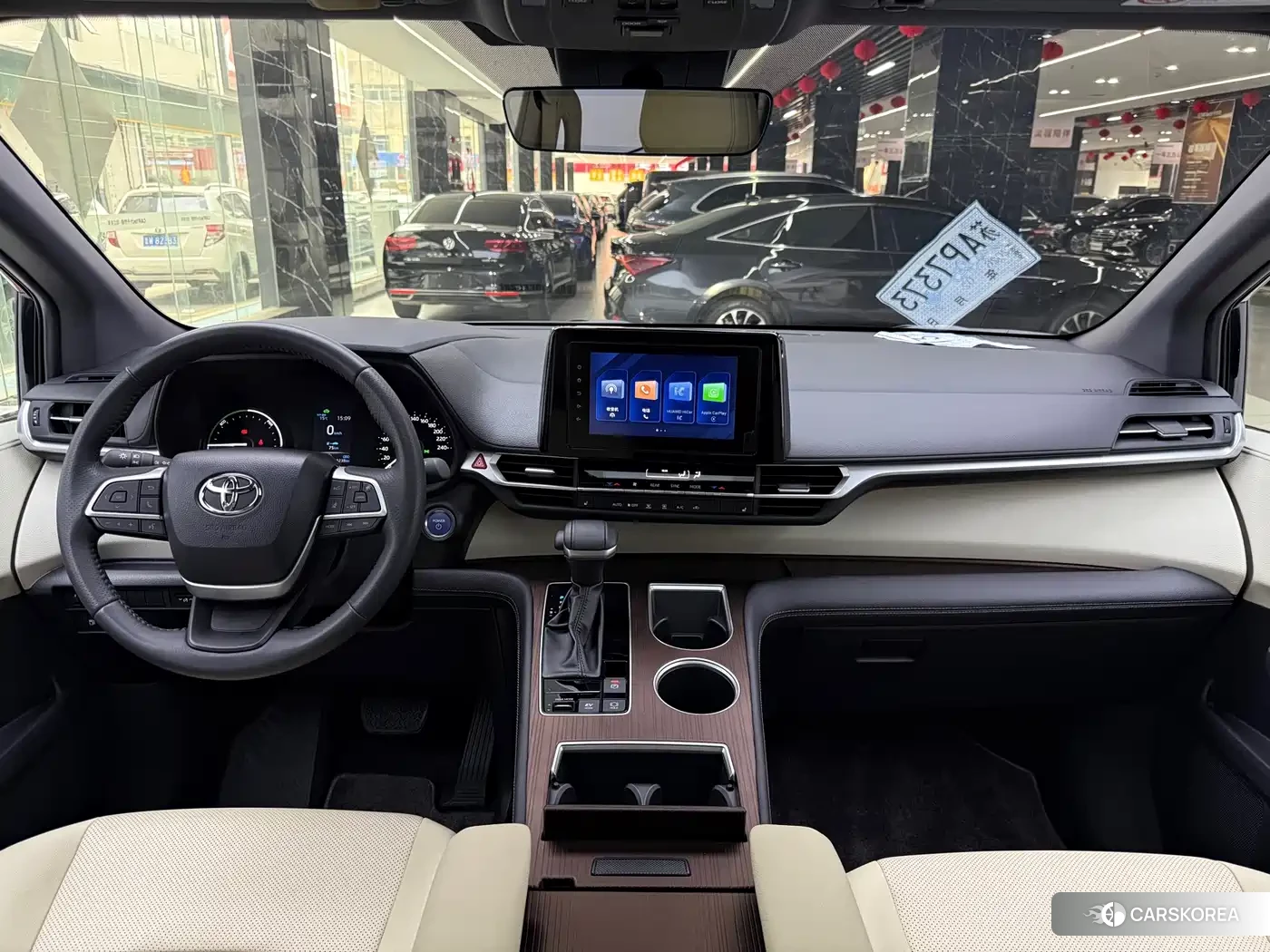 Toyota Sienna id 4629620 из Китая 10