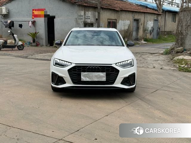 Audi A4L 2022 Белый из Китая, фото 3
