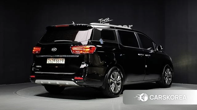 Kia The New Carnival id 4672774 из Кореи 12