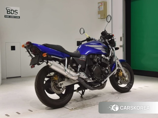 Проданный Honda CB400SF 2016 из Японии, фото 2