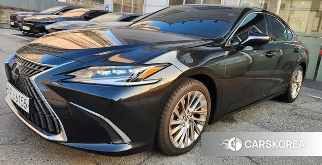 Lexus ES300h 7th generation 2023 Черный из Кореи, фото 3