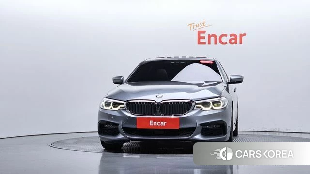 BMW 5 Series (G30) id 4764934 из Кореи 12