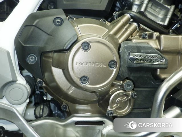 Engine photo