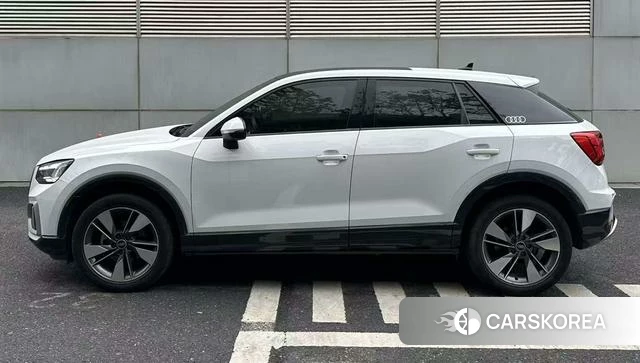 Audi Q2L 2022 Белый из Китая, фото 3