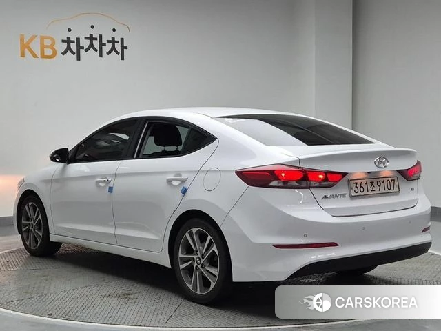 Hyundai Avante AD id 3894077 из Кореи 10