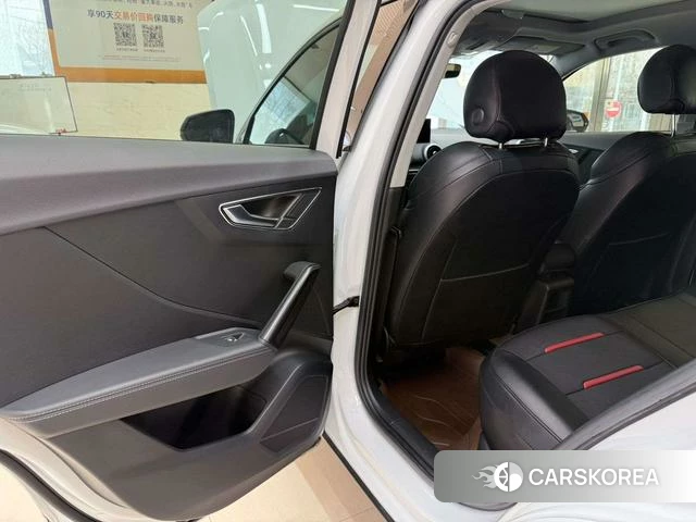 Audi Q2L id 4279048 из Китая 12