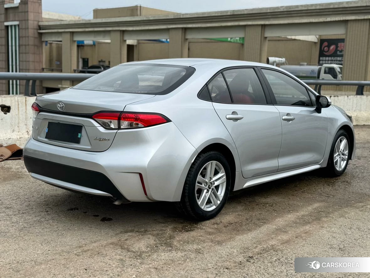 Toyota Lei Ling 2021 Серебристо-серый из Китая, фото 3