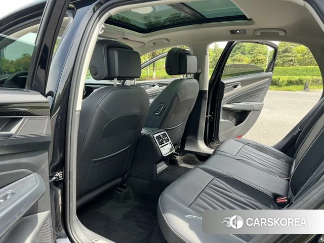 Volkswagen Passat id 4273088 из Китая 12