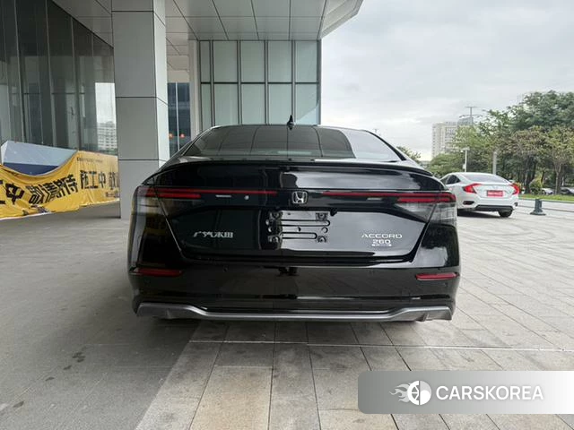 Honda Accord id 4336384 из Китая 12