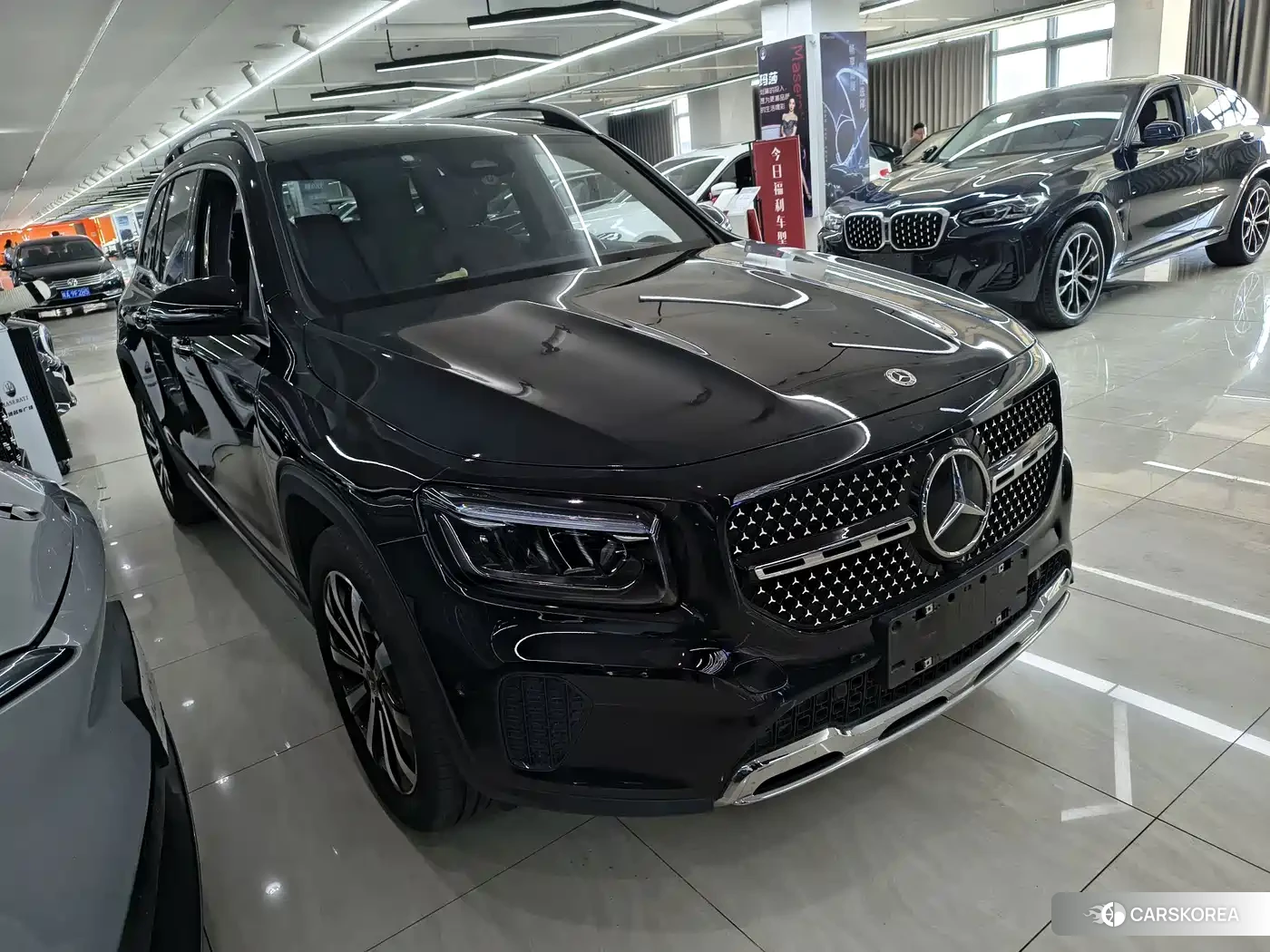 Mercedes-Benz GLB 2025 Черный из Китая, фото 2