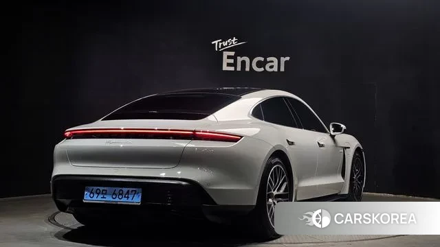 Porsche Taycan id 3634057 из Кореи 12