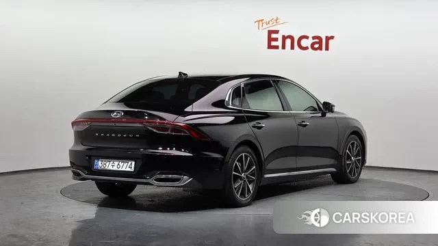 Hyundai The New Grandeur IG id 3747316 из Кореи 12