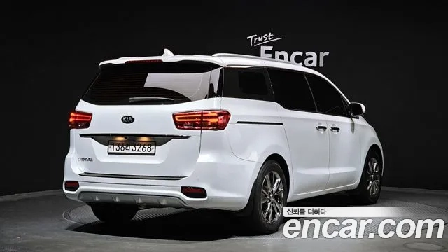 Kia The New Carnival id 2928099 из Кореи 12