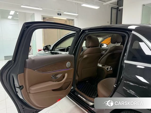 Mercedes-Benz E-class id 4221353 из Китая 12