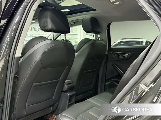 Audi Q2L id 4263298 из Китая 12