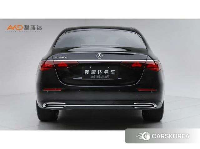 Mercedes-Benz E-class 2024 Черный из Китая, фото 2