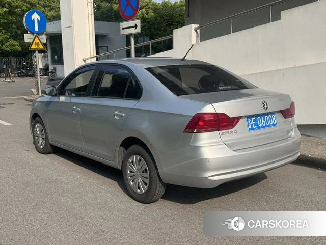 Volkswagen Santana 2022 Серебристо-серый из Китая, фото 3