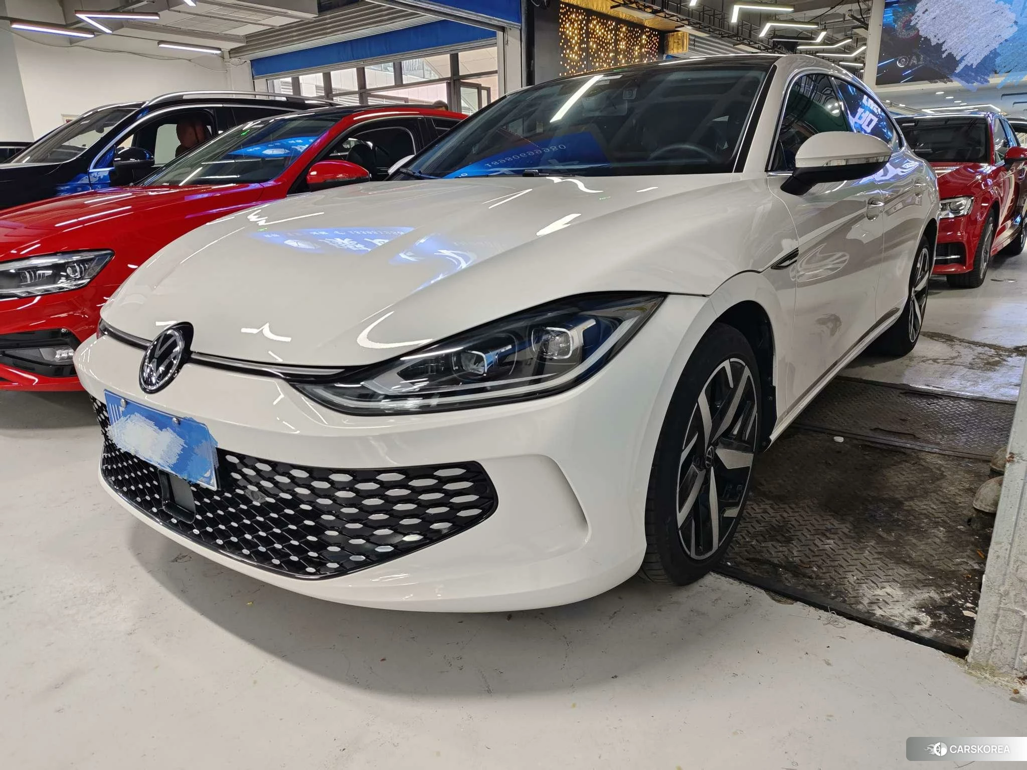 Volkswagen Lamando 2023 Белый из Китая, фото 5