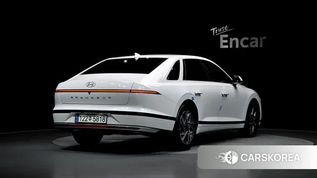 Hyundai Grandeur (GN7) id 3400162 из Кореи 12