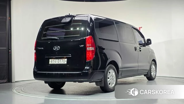 Hyundai The New Grand Starex id 4626117 из Кореи 12