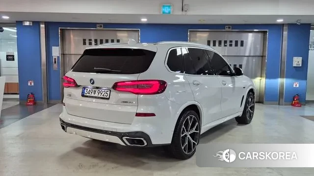 BMW X5 (G05) id 3572185 из Кореи 12